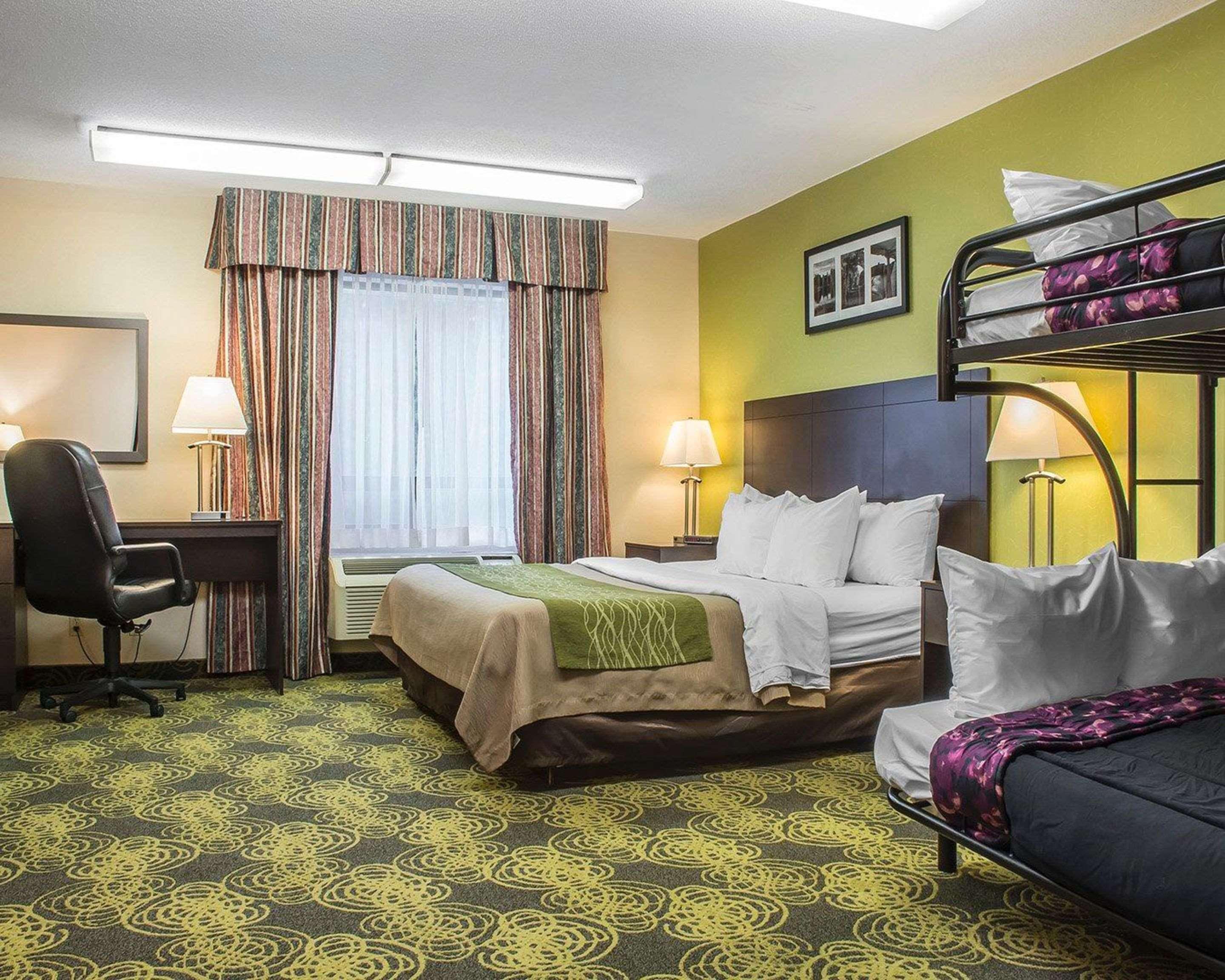 Comfort Hotel & Suites Peterborough Exteriér fotografie