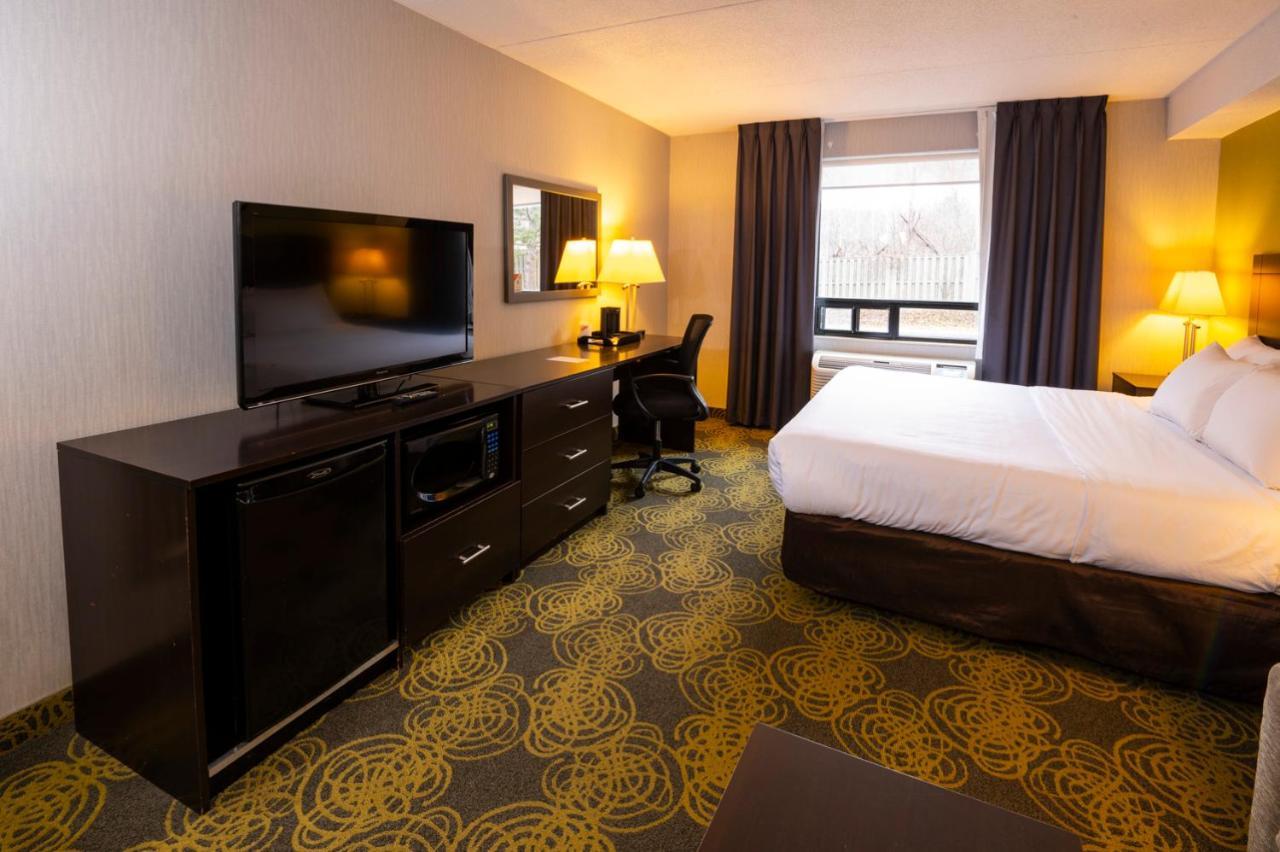 Comfort Hotel & Suites Peterborough Exteriér fotografie