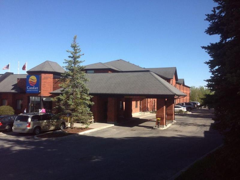 Comfort Hotel & Suites Peterborough Exteriér fotografie